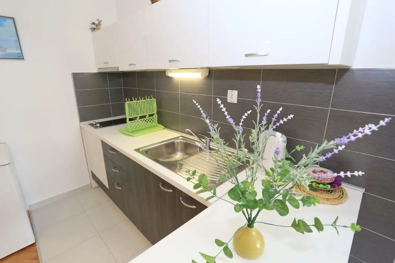 Apartments Romansa Zaton  0*, Zaton (Zadar)