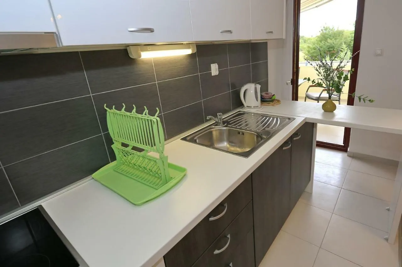 Apartments Romansa Zaton